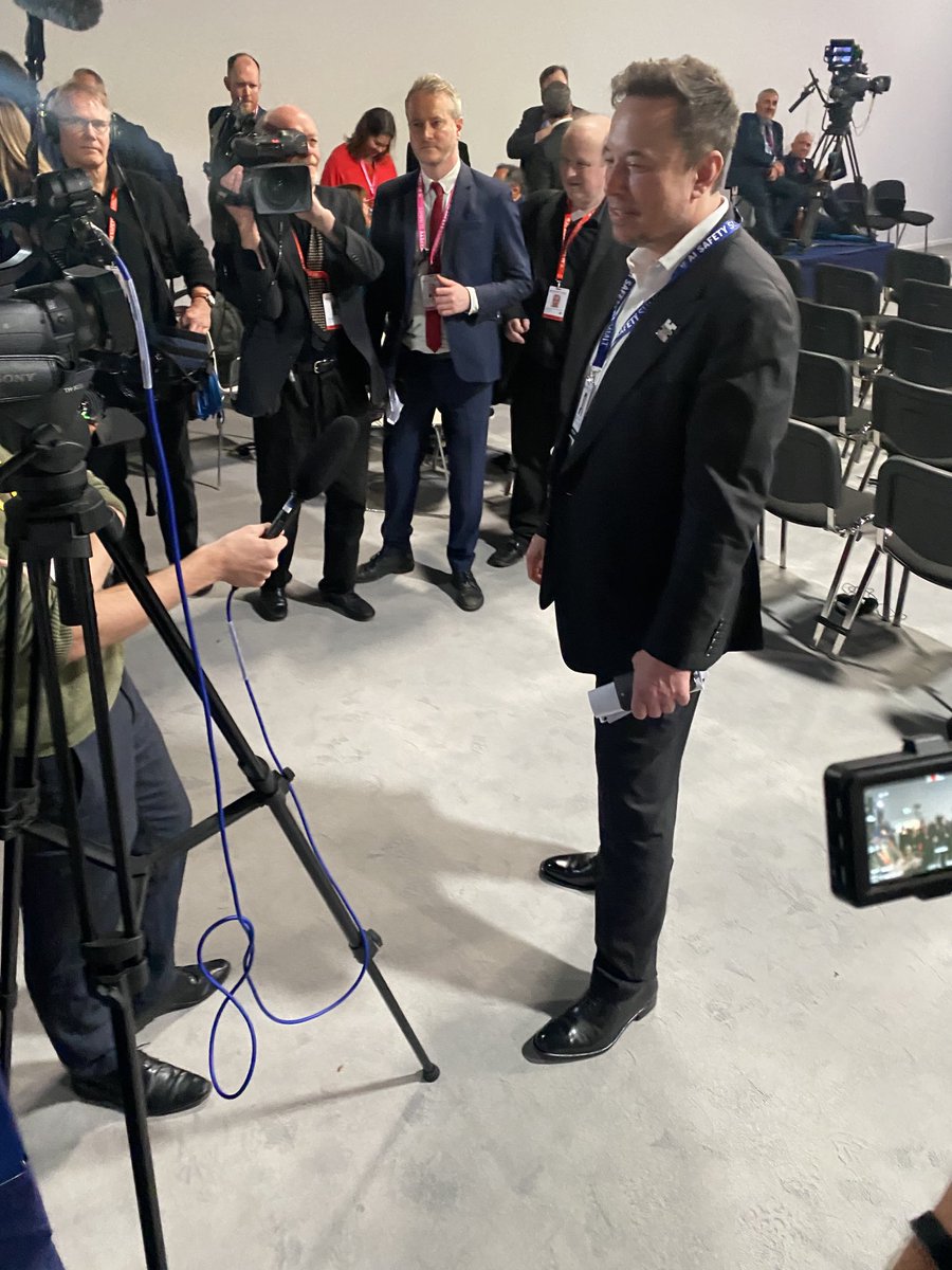 Grabbed an interview with ⁦@elonmusk⁩ today at the AI summit..for ⁦@itvnews⁩ and pool …