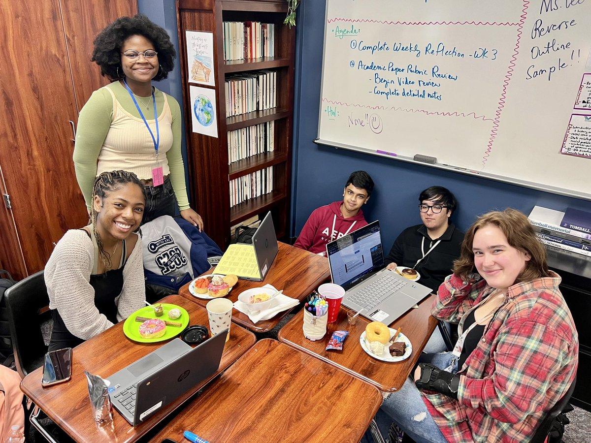 HashtagMsLee's tweet photo. Today was Cohort #4’s first family potluck of the year to celebrate submitting IRB applications!! Project planning is done! Now let’s see what the TISD Institutional Review Board thinks! 😆🎉😆🎉😆 @tisdtmhs @TISD_AdvAcad #FamiLee #LeeAPCapstone #LeeAPResearch #TMHSAPCapstone https://t.co/bcw4djvyCj