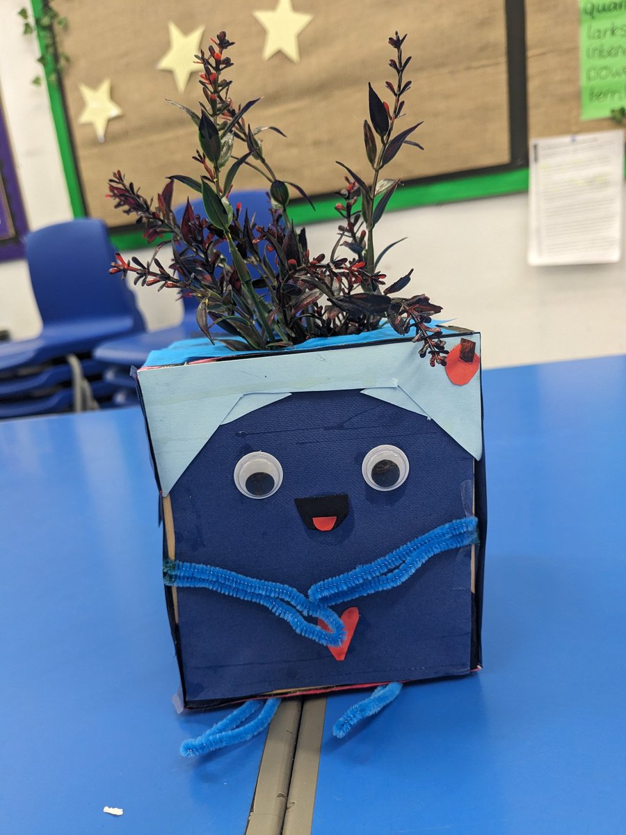 I love our new table colour pots. Designed and made by our class using wooden framed structures. 💕 <a href="/TrustVictorious/">Victorious Academies Trust</a> <a href="/wild_bank/">The Wild Bank</a>