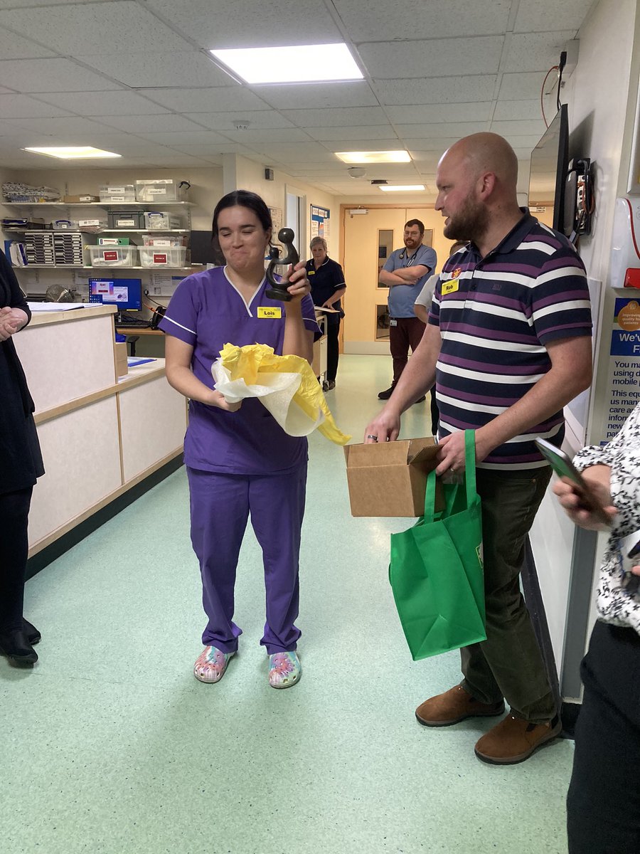 Lois, one of our lovely midwife’s was surprised today as one of our Daisy award winners nominated by a grateful patient. Congratulations Lois and Well Done xxx @lornawilko @SzewczykAlison @d03182 @clinedFHFT