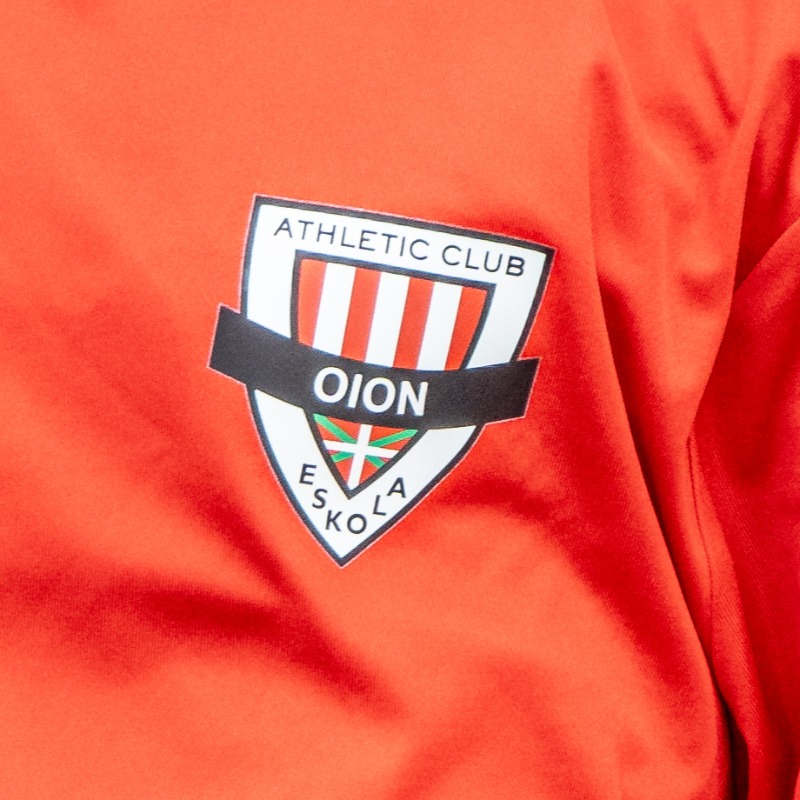 AthleticClub's tweet photo. 🐾 Lezama ha acogido esta mañana la primera jornada de la temporada de Intereskolak. 

El torneo ha reunido a los centros de formación que el Athletic Club tiene repartidos en Ipar Euskal Herria, Gasteiz, Gipuzkoa, Oion y Nafarroa.  

#MadeInEuskalHerria #AthleticClub 🦁