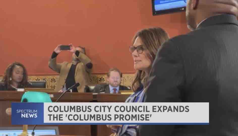IKnowICan88's tweet photo. Our very own Executive Director, Katina Fullen, stood side by side with our partners as City Council approved $1.34 million to fund the final year of the Columbus Promise Program! We are so excited to continue providing affordable and accessible education to CCS’ Class of 2024. https://t.co/aFYGNsC9SN