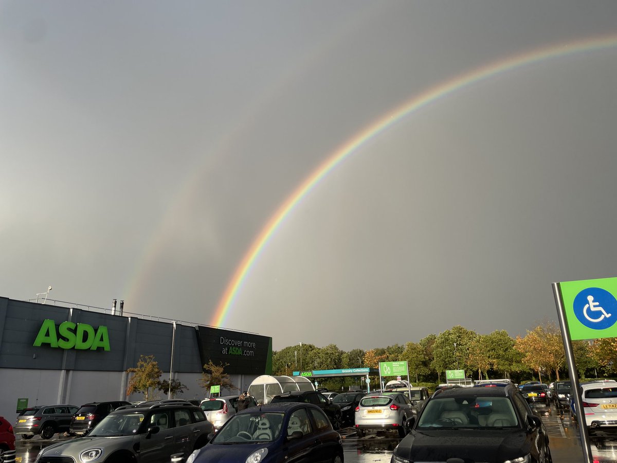 Julian Clary tweet media