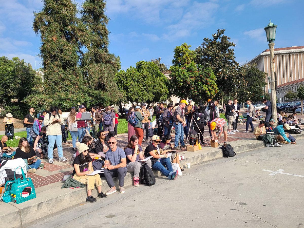 Collosal toy paint session <a href="/LightBoxExpo/">LightBox Expo</a>