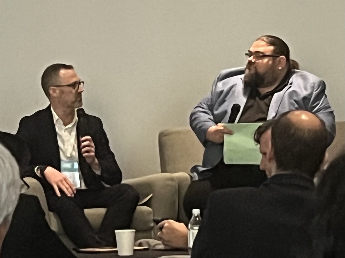 lynncote tweet media