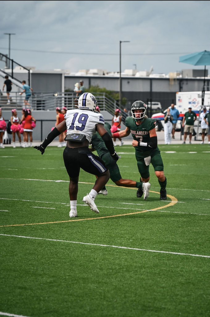 Willis Vs The Woodlands The Bank
<a href="/Josiahstephen14/">Josiah stephens</a> <a href="/ImaureeD/">imauree Holmes</a> 
#football #districtchampionship