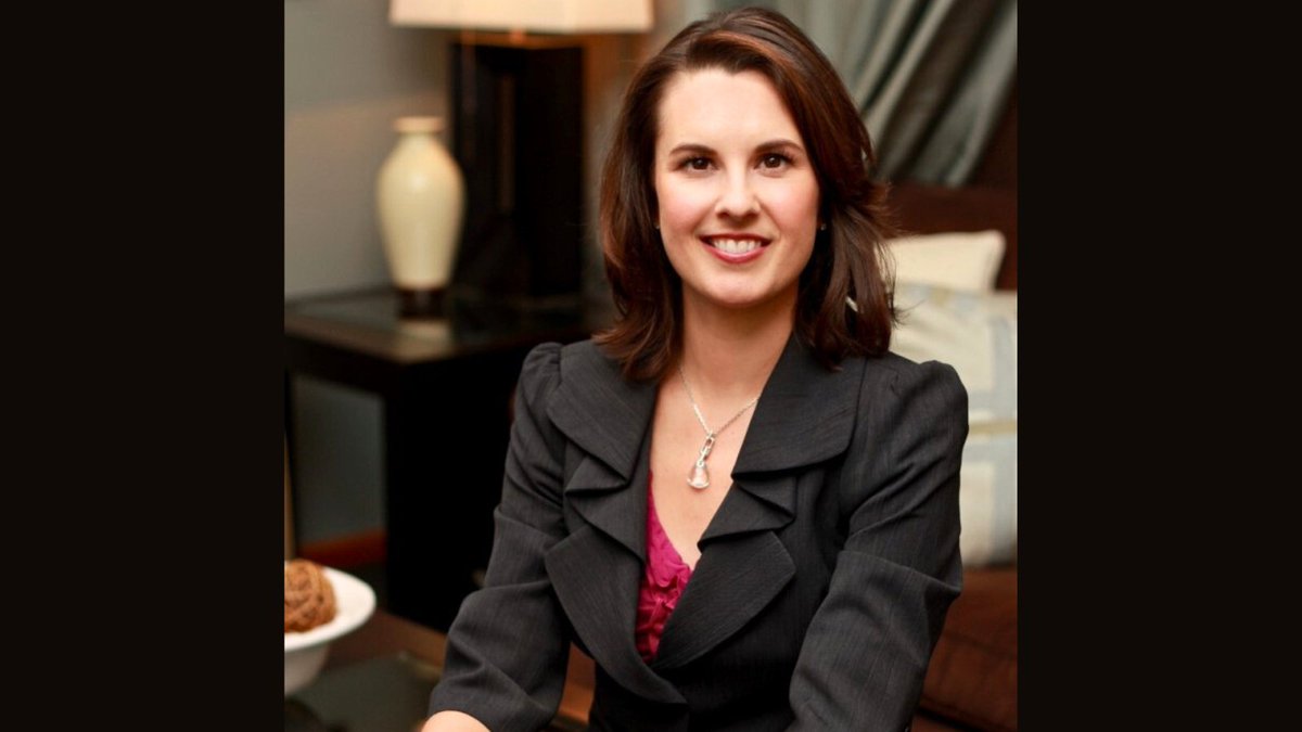 Join us on November 10 at 12:00PM for a career webinar with Leslie Kuban, a 20+ year multi-brand franchise owner and advisor, on gaining the benefits of entrepreneurship with less risk. ow.ly/Is4750Q2HaT #TeamFuqua