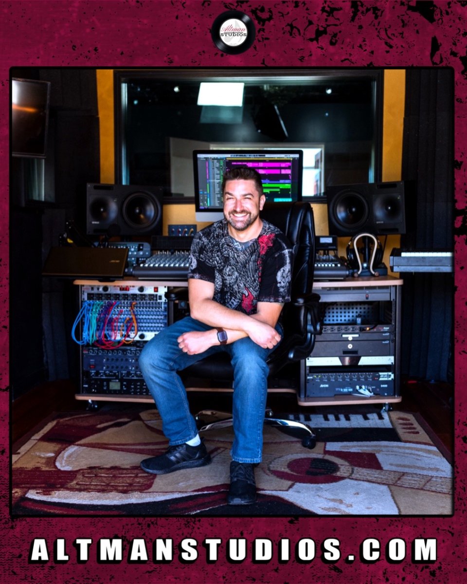 I started with a dream and a guitar and built until I had an entire recording studio. Work hard, never doubt yourself, and never quit.

Work with me: mtr.cool/sswkdqhmkt