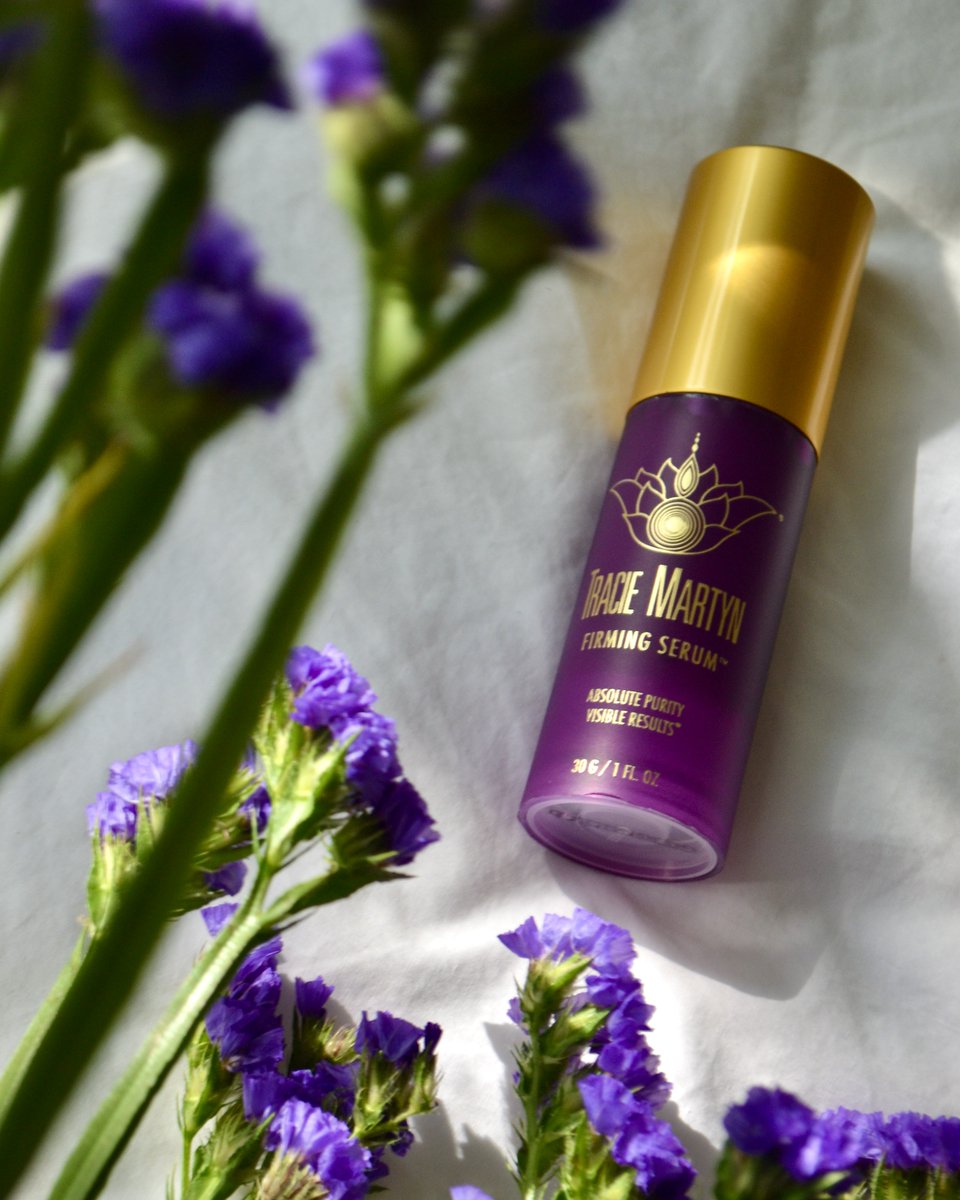 Black Friday festivities begin! 🎁 Shop 25% OFF our iconic Firming Serum &amp; our Classic 3 Step Ritual Kit (including Amla Purifying Cleanser, Enzyme Exfoliant, and Firming Serum) 🎁 

#traciemartyn #TMglow #blackfriday #cleanskincare #naturalbeauty