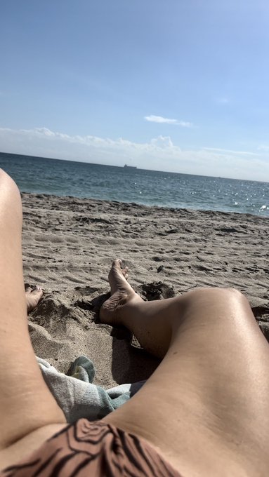 How&rsquo;s your view this morning? https://t.co/m5OJWlB1gD