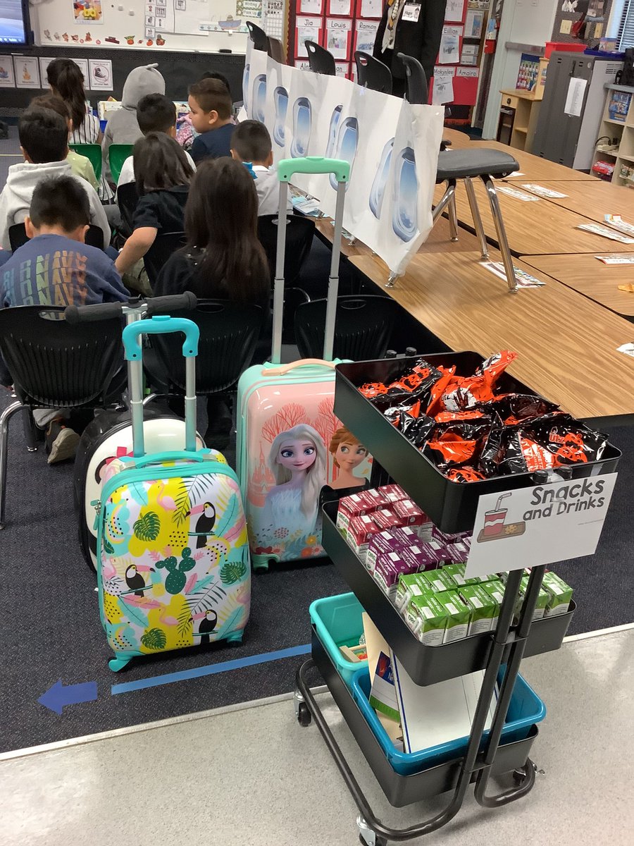Kindergarten is ready for take off to Mexico with real airline pilot Captain Oliver and his crew. The cabin is loaded with their luggage and snack trays are stocked. Once there, they will be learning more about Dia de los Muertos.