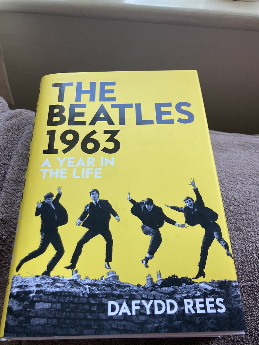 chelleMurt's tweet photo. A hugely entertaining episode from @BeatlesPod @Steven__C, and having this as a companion piece makes it’s all the more so.

@1963_beatles @thebeatles https://t.co/GCB2fEgjfs