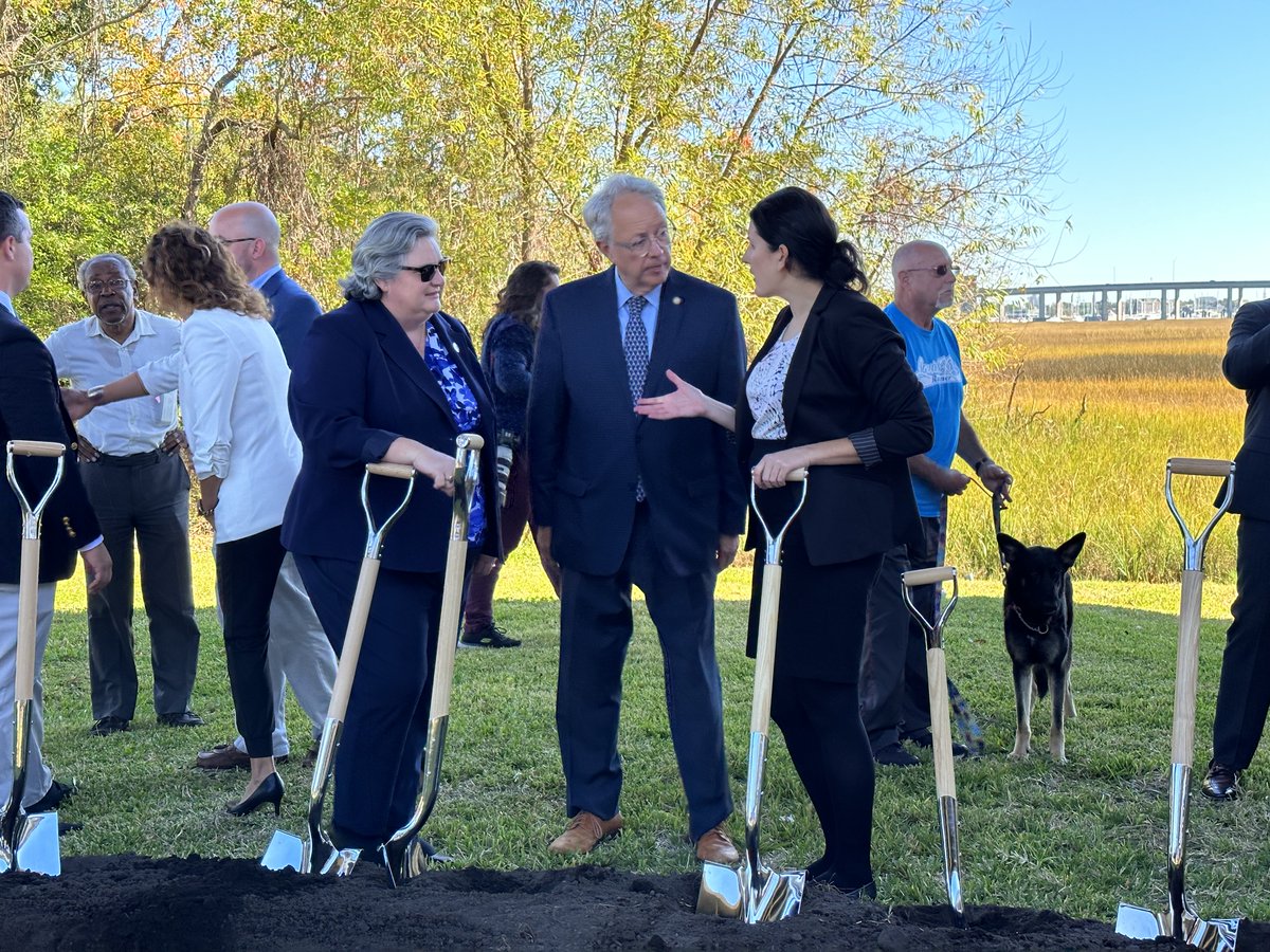 Charleston Moves tweet media