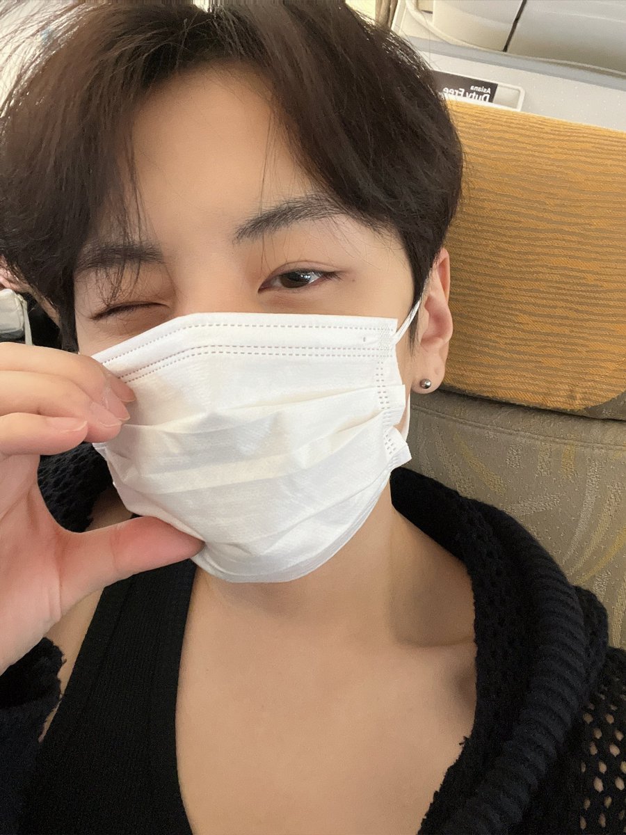 rrubi_11's tweet photo. 제발저요 https://t.co/gBstevKoa5
