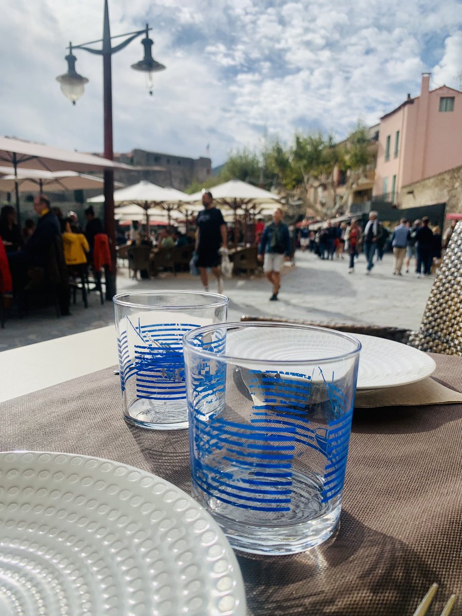 _Falbala's tweet photo. #HabiterAuSud 🙌😃
#Collioure
#ChezSimone
#Spot
Poke @DocArnica https://t.co/rz4ax3wN0L