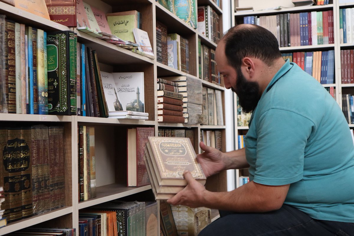 uinonmediasy's tweet photo. دعوة عامة
نتشرف بدعوتكم لحضور فعاليات "معرض أعزاز الرابع للكتاب"مدة المعرض: سبعة أيام.
المكان: الصالة الرياضية في أعزاز.
التوقيت:  يوم الخميس 2/11/2023
من العاشرة صباحاً حتى الساعة التاسعة مساءً.
#اتحاد_الناشرين_الأحرار
#اتحاد_الإعلاميين_السوريين
#المجلس_المحلي_مدينة_أعزاز https://t.co/fCm8AQJrs9