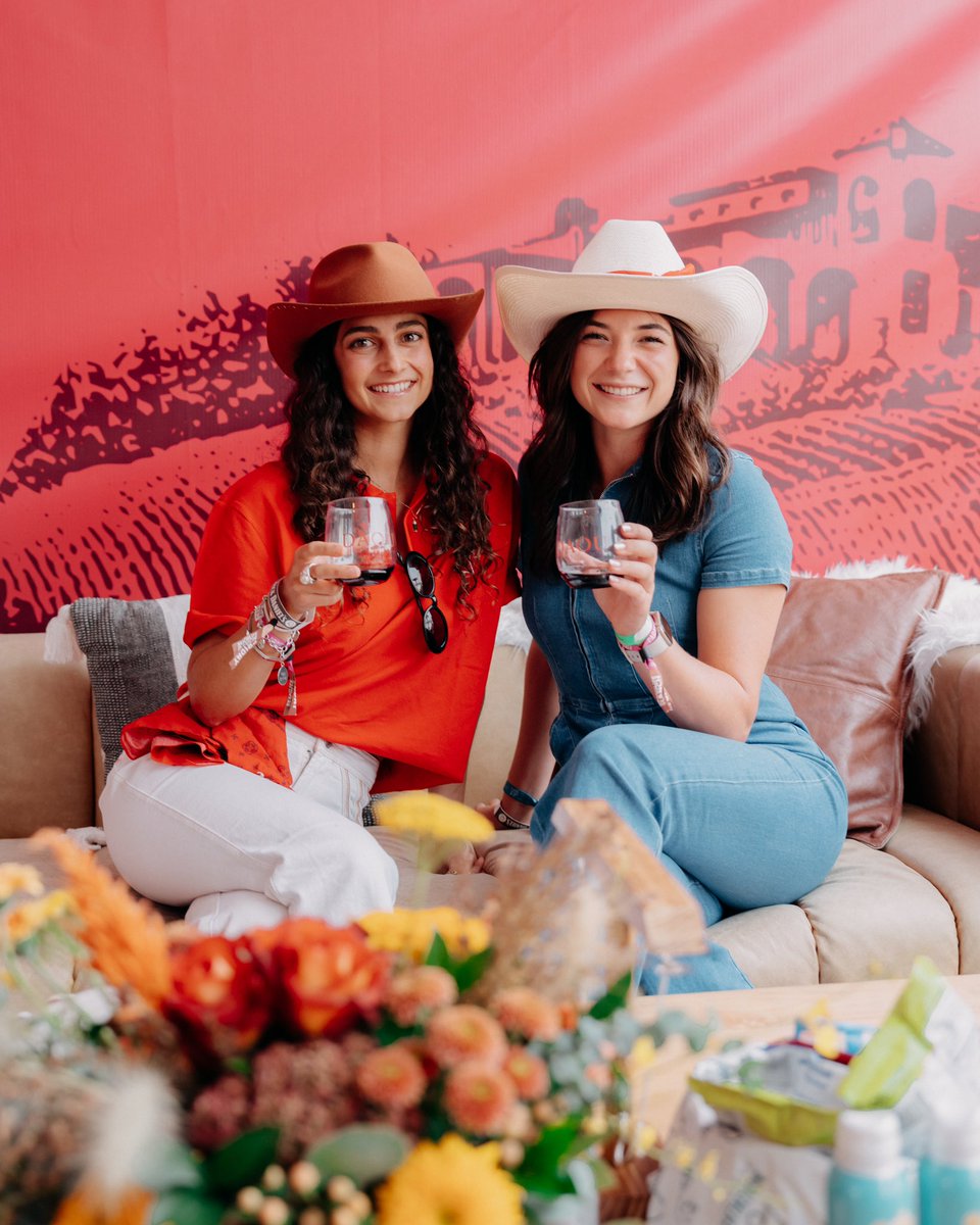 DAOU Family Estates (@daouvineyards) on Twitter photo We’re headed to TEXAS! 🤠🍷
See y’all at <a href="/austinfoodwine/">Austin Food & Wine Festival</a> 11/4-11/5
Tickets & info: daouvineyards.com/events We’re headed to TEXAS! 🤠🍷
See y’all at <a href="/austinfoodwine/">Austin Food & Wine Festival</a> 11/4-11/5
Tickets & info: daouvineyards.com/events