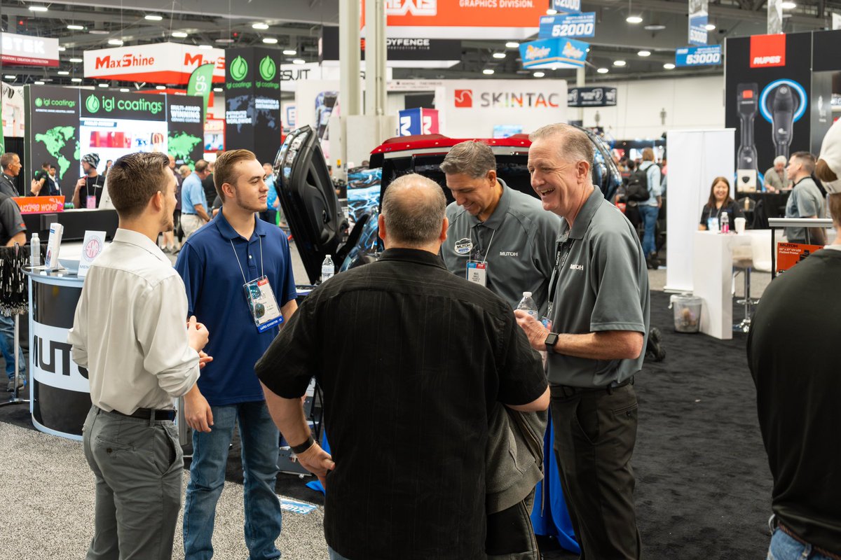MutohAmerica's tweet photo. SEMA Day 1 was a hit! 🤩 We had fun! We’re back today with more wrap demos with the talented Wrapsesh AZ! 👏 Stop by Booth #50173 this week to learn how MUTOH can help you step up your print and wrap game!🤘@SEMASHOW 

#mutoh #wrapseshaz #printgamestrong #carwrap #vehiclewrap https://t.co/K4mHCwDLVn