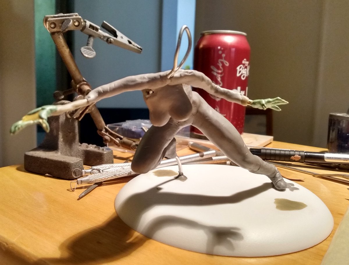 Slowly coming together. When I am planning these things I figure " Yeah, a day or two; might have been true 20 years ago when I did this 24/7 nowadays it's more like a week or two😁