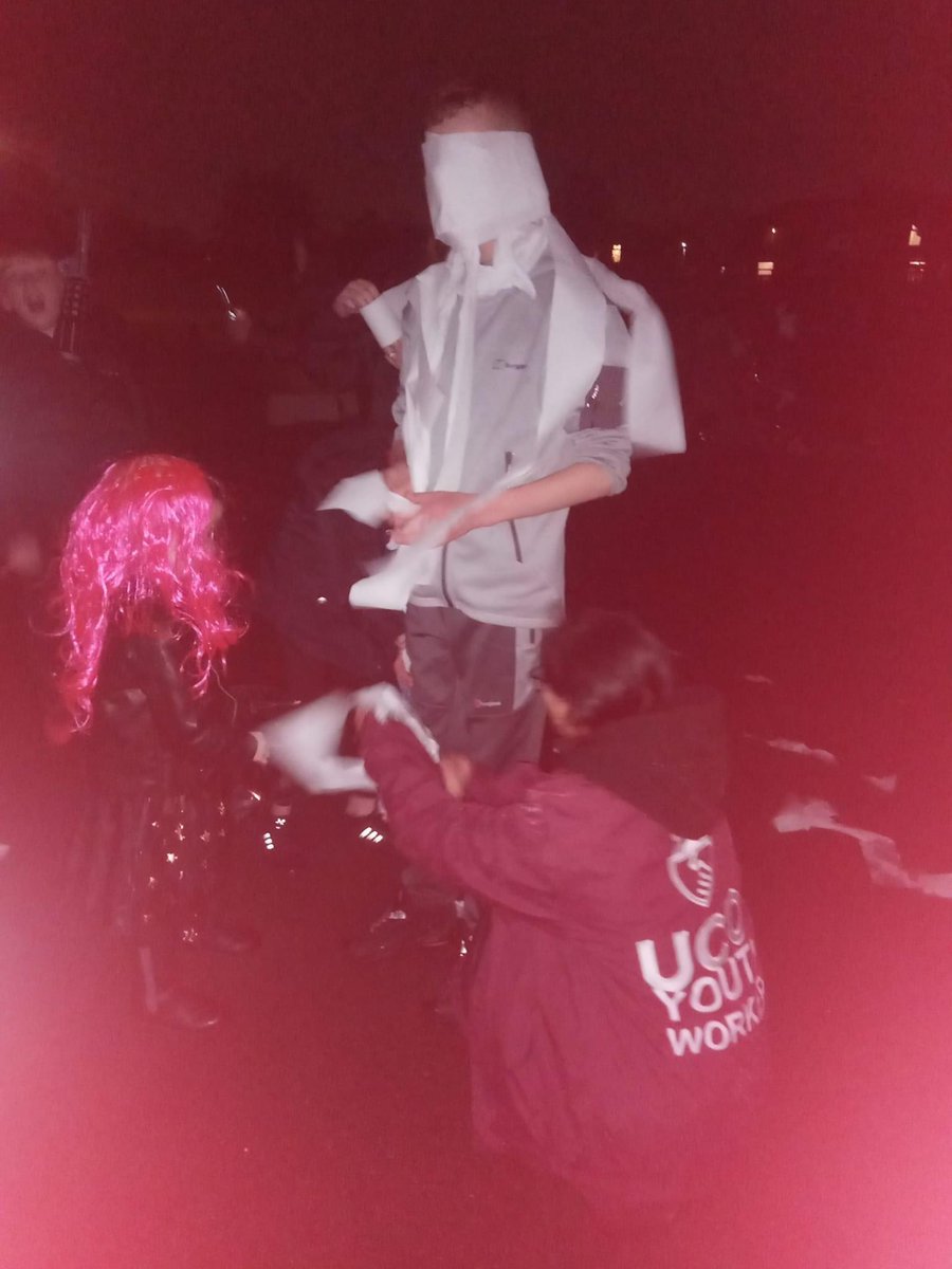 UnitingComOrg's tweet image. Our Outreach teams out with the #Detached #Halloween party in the park. Sometimes youth workers deliver youth clubs from buildings and sometimes youth workers take the parties to young people #stillyouthwork @BWD_YPS