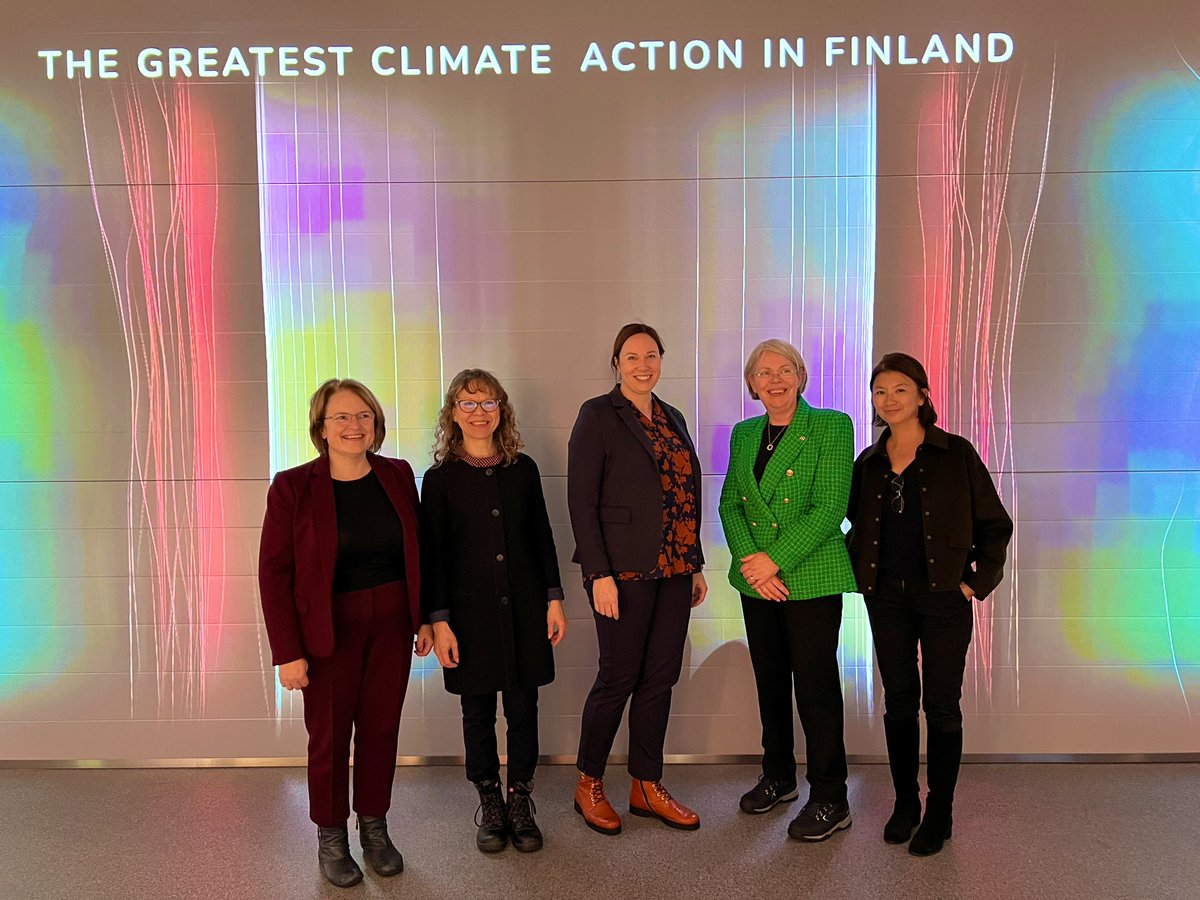 Energetic day today and great discussions with inspiring #WomenInNuclear ! Thanks for visiting Olkiluoto @ukinfinland Ambassador Theresa Bubbear and @urencoglobal Bridget Sparrow & Laure Von! 

#nuclear 
#FinlandsGreatestClimateAct 
#olkiluoto
#tvo