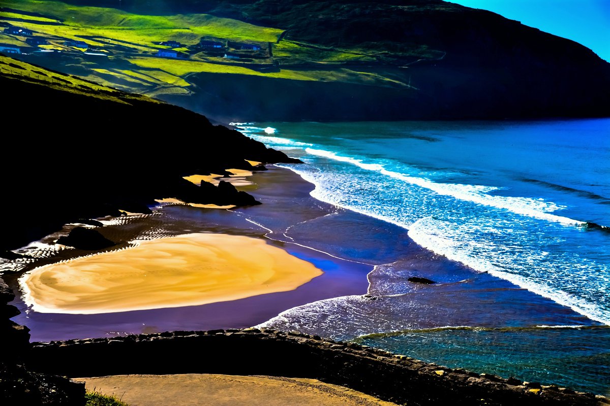 Early morning, small beach mid summer , time for a swim. #BlueLagoon #Ireland #CoKerry #WildAtlanticWay