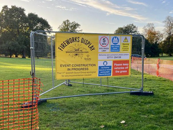 parkfireworks's tweet photo. Our team have been busy setting up for Christchurch Park Fireworks 2023 today in the glorious sunny afternoon weather in the amazing surroundings of the beautiful and historic Christchurch Park 💥🎇🔥

Get your tickets here ⬇️

https://t.co/ZQMufTo39T https://t.co/tyFtZDmIpl