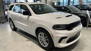 لو خيروك بين اقتناء واحده من هذه السيارتين ماذا ستختار مع وضع في الحسبان
السعر
التصميم
الفخامة
المتانة
القوه
بالنسبة لي الدارنجوا بدون تفكير !