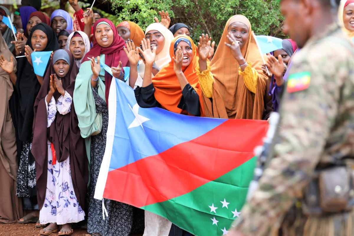 Today,I visited Qansaxdhere district accompanied by the Minister of Defense to make preparations for the second phase of our operation. During our visit, we had meetings with local elders, youth, & women's groups with the aim of uniting our efforts in the fight against Al-Shabab