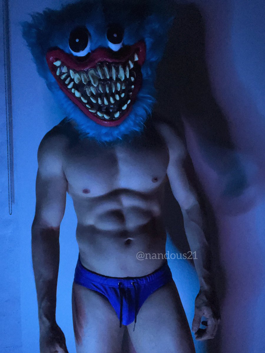 nanDower27's tweet photo. My Name's Huggy Wuggy
Though I don't get hungry
I still want to taste you
Just a tiny bite
#Halloween #Halloween2023 #men #abs #fitness #huggywuggy #31deOctubre #beardedguy #gymmotivation @EncuentroGayMty https://t.co/YDQQ06f9y6
