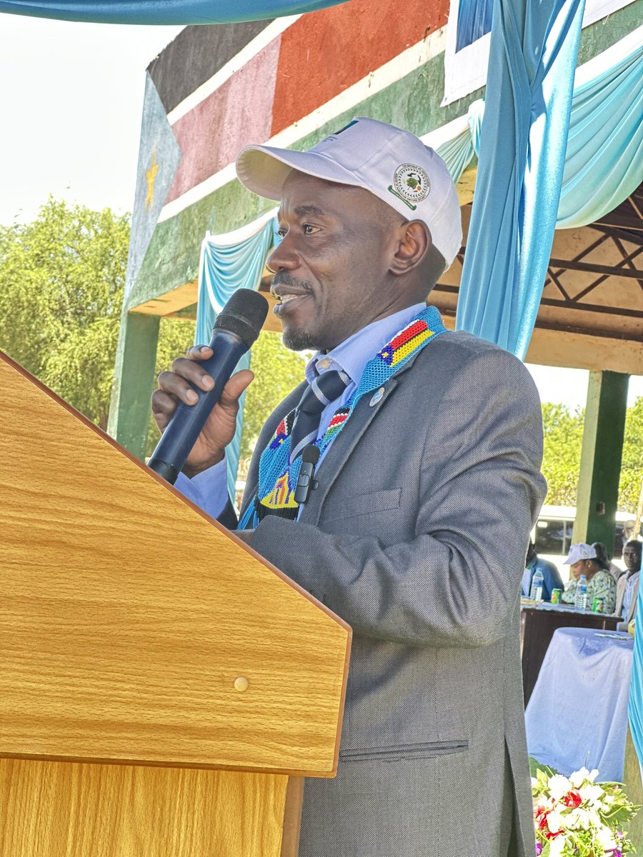 Addressing the World Food Day Commemorations event in Torit, FAOSS Rep, Meshack Malo,challenged the nation’s farmers to scale-up production, become more competitive & reclaim the local food supply market dominated by foreigners & help reduce the country’s food import bill.