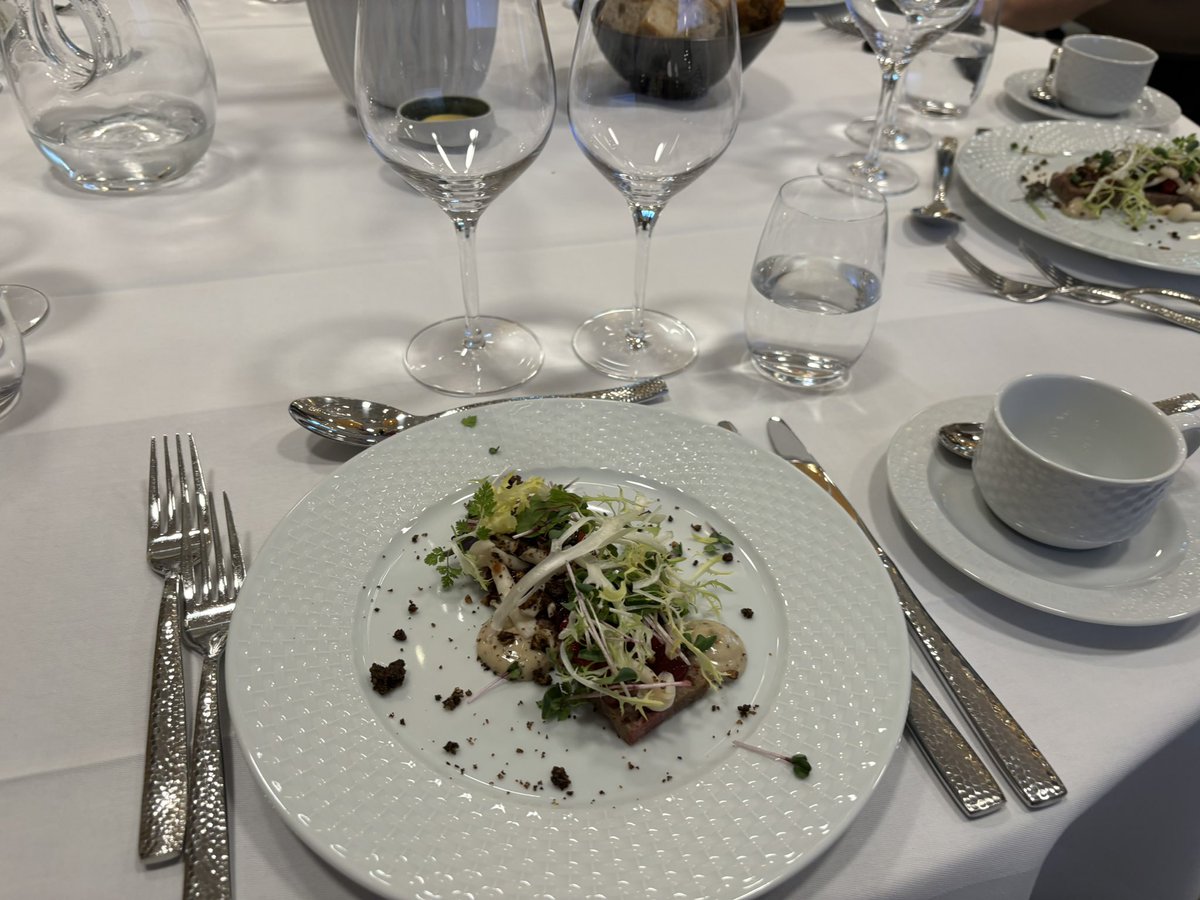 moelholm🦋 tweet media