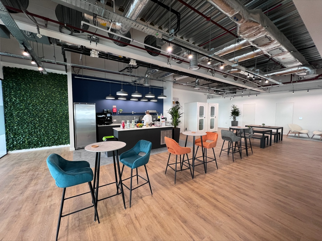 cubowork's tweet image. CUBO NEWCASTLE IS NOW OFFICIALLY OPEN! 🎉

🏢 Whether it's a private office or hot-desking membership you need, contact us today to arrange a tour or enquire about availability: ✉️enquiries@cubowork.com

#Cubo #MoreThanWork #Newcastle #BankHouse #PilgrimPlace