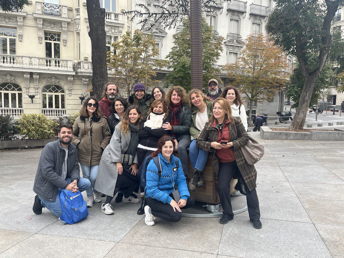 Lo descubrimos! ✌️
Quieres venir a la próxima actividad? 
Asóciate a <a href="/alaabog/">ALA</a>
Muchas gracias a <a href="/HistoAventura/">HistoAventura</a> por esta mañana tan divertida 😃