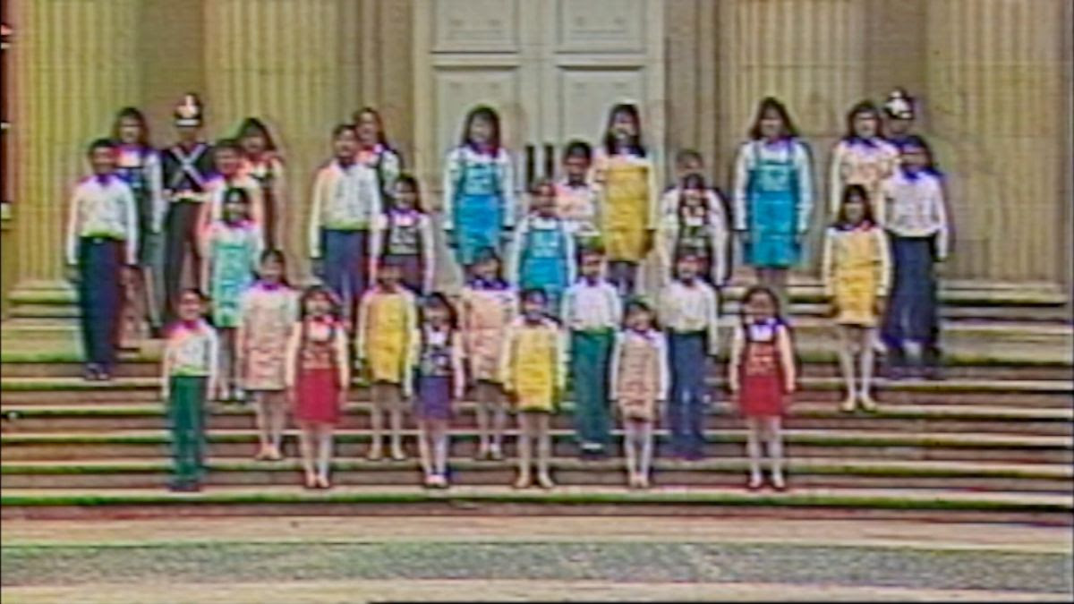 Don't miss the West Coast premiere of Diana Bustamante's OUR MOVIE / NUESTRA PELÍCULA as part of the series 'Colombia on Film: Hablemos del pasado.' Saturday, November 4 at <a href="/roxietheater/">Roxie Theater</a> presented by <a href="/CiNEOLA/">CiNEOLA</a> roxie.com/film/nuestra-p…