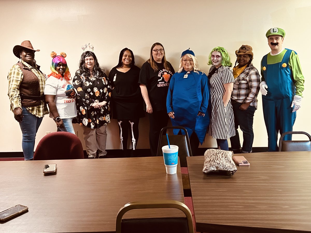 GeorgiaPinesCSB's tweet photo. No tricks, only treating our local communities at @GeorgiaPines! @DBHDD  #MentalHealthAwareness  #Halloween https://t.co/EAo4wBc6GJ