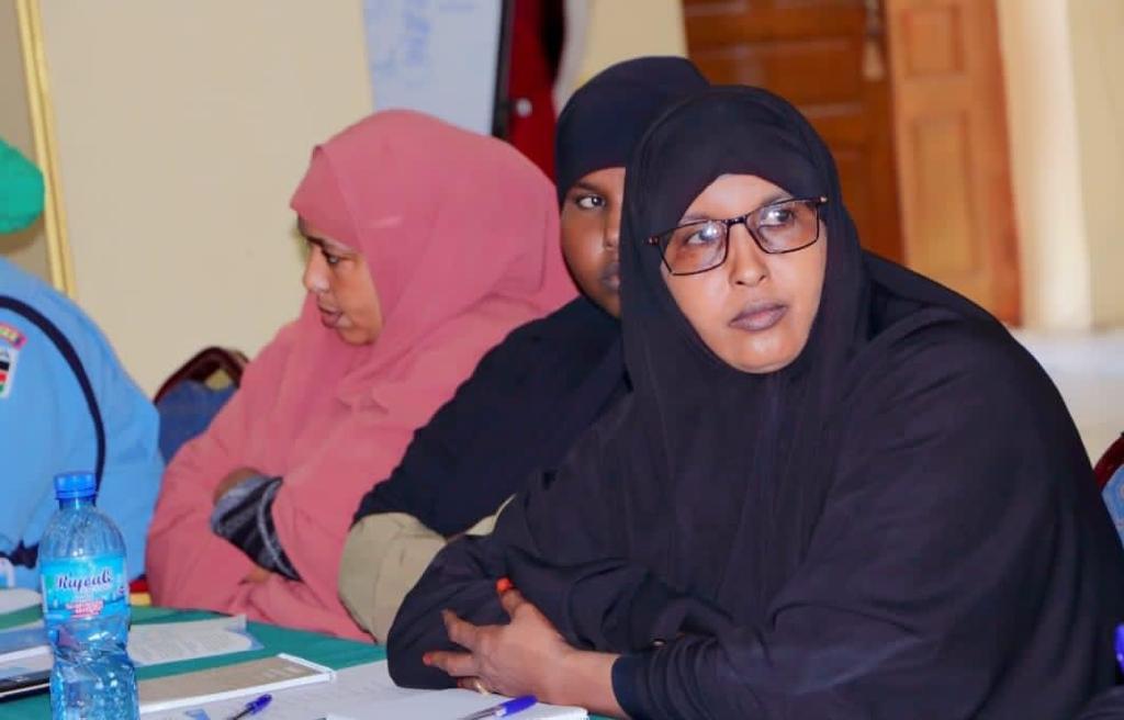 In #Kismayo, aiming to strengthen child protection partnerships, representatives from civil society, #Jubaland police and government took part in a recent workshop on the issue of #ChildrenInConflict, organized by Jubaland's Ministry of Internal Security and supported by @UN in…