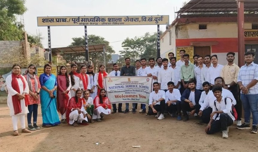 Harshadsinha2's tweet photo. Volunteers of @Nss_ssgi organised one day Camp at village Jewara-Sirsa on the occasion of National Unity Day and the theme was #YourVoteYourVoice.
@_NSSIndia 
@ianuragthakur 
@ashokshrotinss 
@NeetaBajpai5 
@nsscsvtuCG 
@NSSRDBhopal 
@YASMinistry 
@dr_dsraghu https://t.co/4CDNF73Ssc