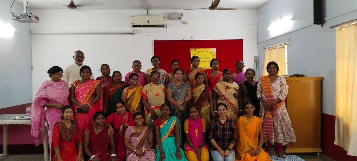 Sahyogi4's tweet image. Glimpse of Day 1 from the session of EWR on "Leadership and Governance"...

#meripanchayatmerishakti 
#EWR 
#mpms 
#comicrelief