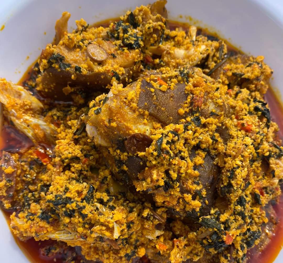 IgboHistoFacts's tweet photo. Ofe Nsala, Ofe Egusi, Ofe Onugbu and Ofe Ọha.

Which one is your favourite Igbo soup? https://t.co/hiKC84IOFM