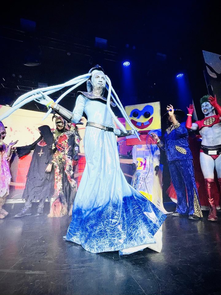 André K Isaacs tweet media