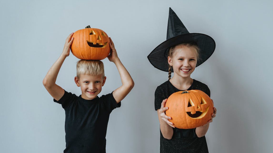 Still recovering from Halloween! 🍬🎃 Yesterday was a whirlwind of costumes, candy, and creativity. Some spooky encounters but only smiles today. The spirit of Halloween lives on, filled with stories to tell and memories to cherish! #DayAfterHalloween #HalloweenStories 🎃🍭🕸️