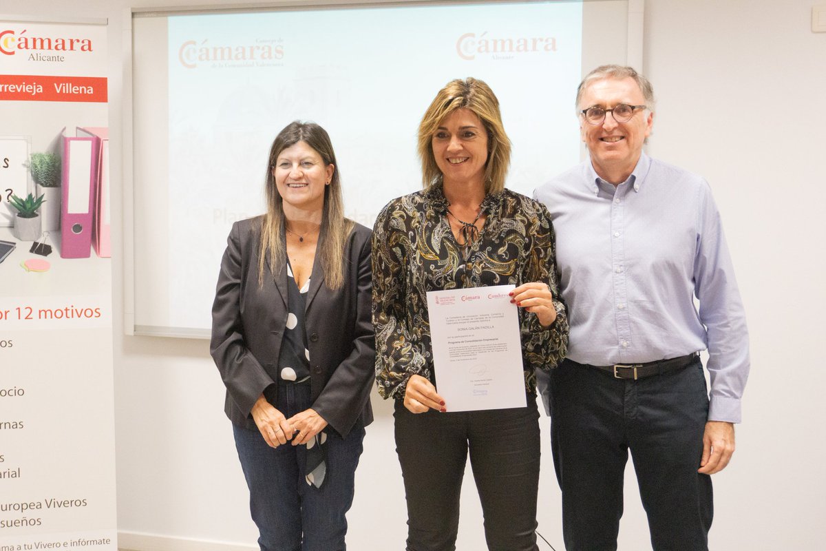 🔴Programa de Consolidación| Vivero Delegación Elche
@viveroempresaselche

🚀Los alumnos del Plan de Consolidación han aprendido a incorporar un plan de consolidación que les lleve al desarrollo de un nuevo modelo empresarial que les permita ser competitivos y rentables.