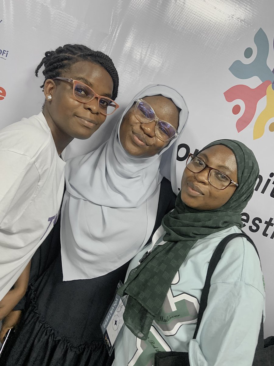 this_aishah_'s tweet photo. October recap but make it #CMFest23.

Met awesome people doing great sturvs for communities

@TabithaKavyu , @IkegahRuth, @this_haneefah, and my boss @ezema_precious. Finally got to meet remote partner of a year, @Abbaslover_ . 

A memorable october I must say💜 https://t.co/7pHU0nAPzm
