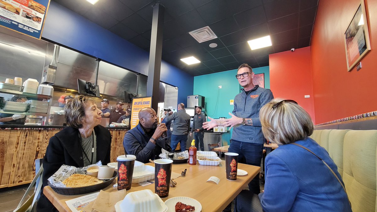 PtreeCorners's tweet photo. Peachtree Corners is happy to welcome @CapitalTacos. 
 
Tacos, Burritos, Quesadillas, Fries, Bowls, Nachos, Salads, Mexican Street Corn, Sides… what more could you want?

The first 100 customers on Nov. 2nd win tacos for a year. Open at 11 a.m. #IamPTC

5270 Peachtree Parkway https://t.co/bIocFoVSnB