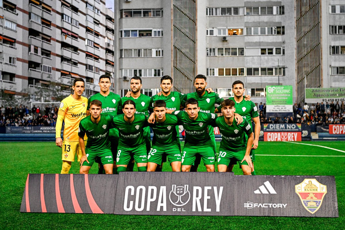 elchecf's tweet photo. 🔵 0-0 🟢 | ¡Los nuestros! 👊🏼

#EuropaElche | #CopaDelRey https://t.co/cKs6EcgVwu