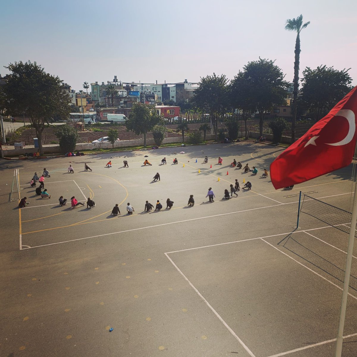 OnerCelile's tweet photo. Cumhuriyetimizin 💯. Yılı etkinlikleri kapsamında 29 Ekim Cumhuriyet Bayramı Okullararası Yıldızlar Hentbol Turnuvası şampiyonu Celile Öner Ortaokulu.. 😎🏆

Ersin Muştu hocamıza kocaman 👏👏

@ahpehlivan53
@fazilet_durmus
@AdemSimsek33
@MersinMEM
@AkdenizilceMem
@Arf_SYL https://t.co/dICmHYhFV6