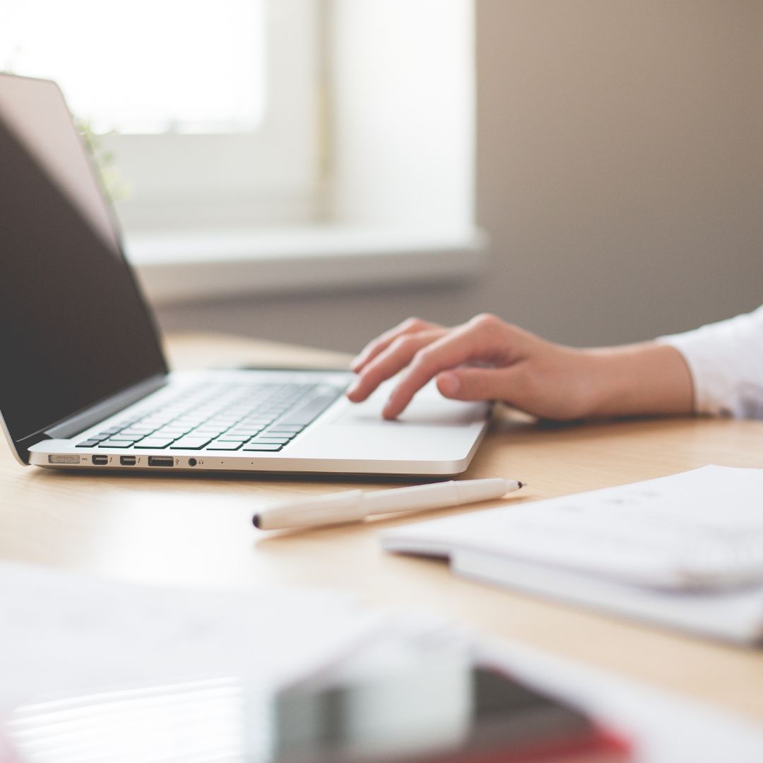 ADYNSearch's tweet photo. #Industrydefinition ATS: ATS stands for “Applicant Tracking System.”. It is a software application used by employers and recruiters to manage the recruitment and hiring process.
Learn more about how to optimize your resume for an ATS on our website.👇 

https://t.co/ZX85DUaDpQ... https://t.co/fPX7nsGzYm