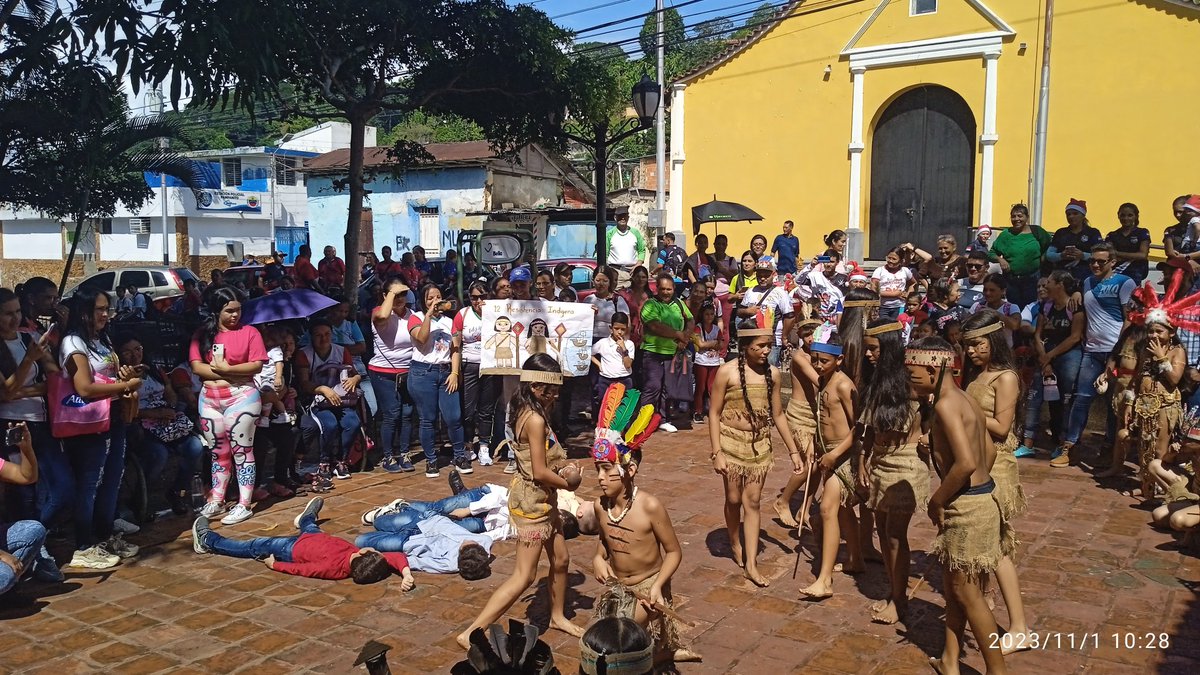 Entre Estratégias y Costumbres, se le da la bienvenida a las Navidades Escolares 2023-2024 ,  con la participación de la profesora Marlene Cordero, danzas autoctonas, cantos de villancicos, gastronomía de PTMS y  26 instituciones del municipio en Pampanito Estado Trujillo