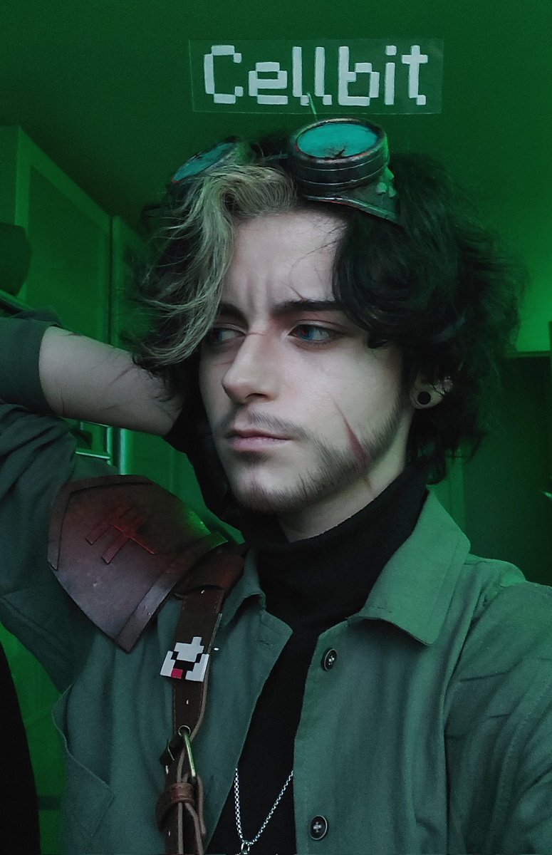 LeoninoPNG's tweet photo. QSMP Cellbit cosplay again, with green lights this time ! 💚
I tagged Cellbit, I hope he will see this 😭🤞🏻
#Qsmpcosplay #QSMP #Cellbit #Cellbitfanart #qsmpfanart https://t.co/IMTuvDlurG